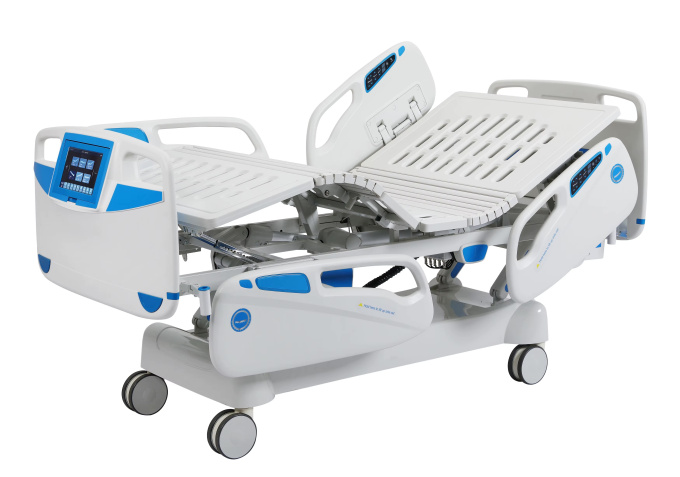 Pat electric de spital ATI cu 5 funcții, cântar integrat și ecran tactil 10.2"